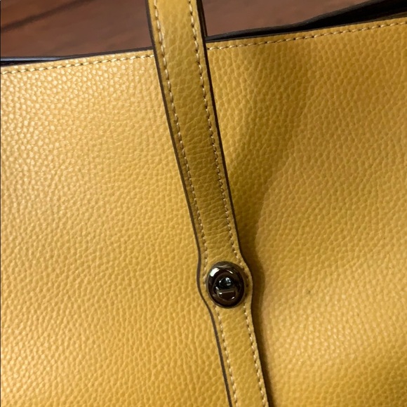 NEW! Gold leather coach bag - Picture 3 of 8